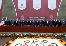 Firma de Convenios de Colaboración para el uso de la Firma Electrónica Avanzada, SHCP-CONAGO, 3 de diciembre.