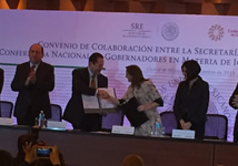 Firma del Convenio de Colaboración en materia de Igualdad y No Discriminación de Género, 4 de diciembre.